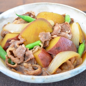 コストコ 国産豚肉肩ロースかたまりは、ひも付きなのでチャーシューを作りたい人にはおすすめです。 - 50代からの心地よい暮らし