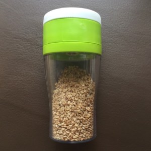 100均 セリアのごますり器は便利 - 今日のお買い物