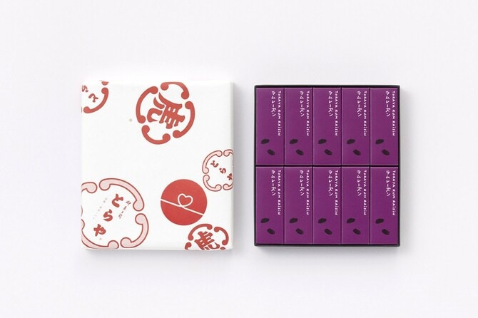 チョコレートと羊羹を融合させたバレンタイン限定のとらや「羊羹 au ショコラ」を食べてみました - GIGAZINE