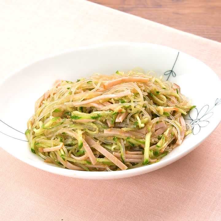 レンジで簡単、定番の春雨サラダ！人気のアレンジレシピ8選も紹介2ページ目- macaroni