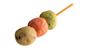 朝晩だいぶ涼しくなってきました 😌 10月からおでん始めます🍢♪ 久在屋の厚揚げ•油揚げ•ひろうすと、大根、たまご、こんにゃく、昆布、干し椎茸を、 丁寧に引いたお出汁で炊き合わせたこだわりのおでん✨ 京都ならではのお出汁の旨味と、 隠し味のはちみつのコクをお