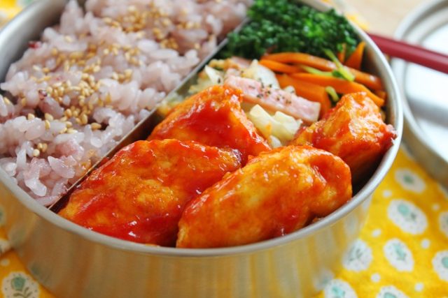 オガトレ監修 高タンパク 唐揚げ「からあげたんぱっくん」2種セット醤油風味 チーズ風味計1.6kg800g×2袋オヤマ 宮城県気仙沼市 20564758からあげ から揚げ 惣菜 お惣菜 国産 鶏肉 鶏 肉 簡単調理 冷凍 お弁当 おかず たんぱく質 冷凍食品 醤油チーズ 宮城県