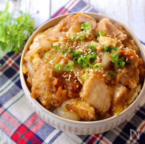 定番の味！鶏の唐揚げのレシピ作り方：白ごはん.com