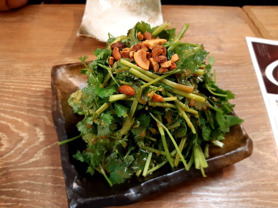 パクチーサラダ 合うドレッシングも作れる♪絶品レシピ10選の人気レシピ・作り方デリッシュキッチン