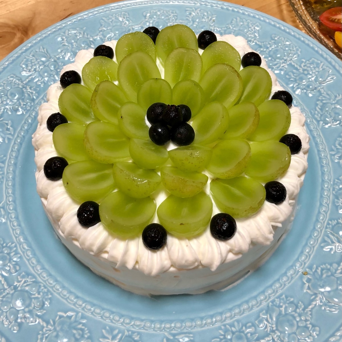 シャインマスカットのレアチーズケーキ