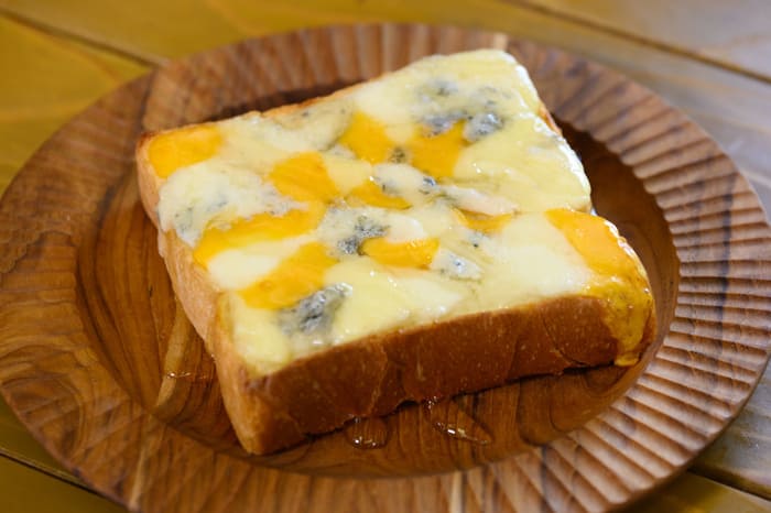 基本からアレンジまで!思わずつくりたくなる「はちみつチーズトースト」のレシピ集クックパッド