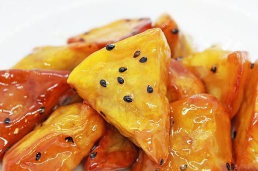 お店の味 作り置きで失敗なし！大学芋のたれ