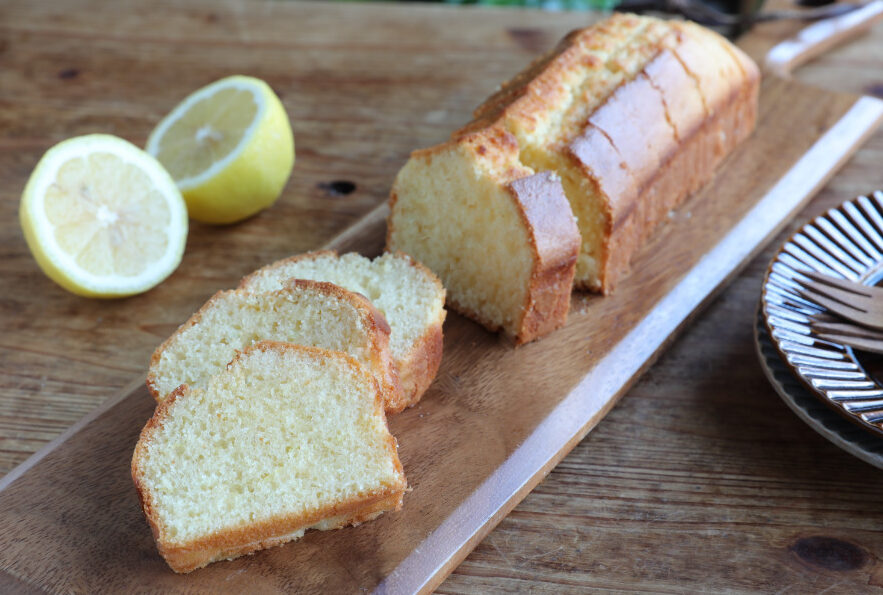ジンとレモンのパウンドケーキ株式会社ノヴァ