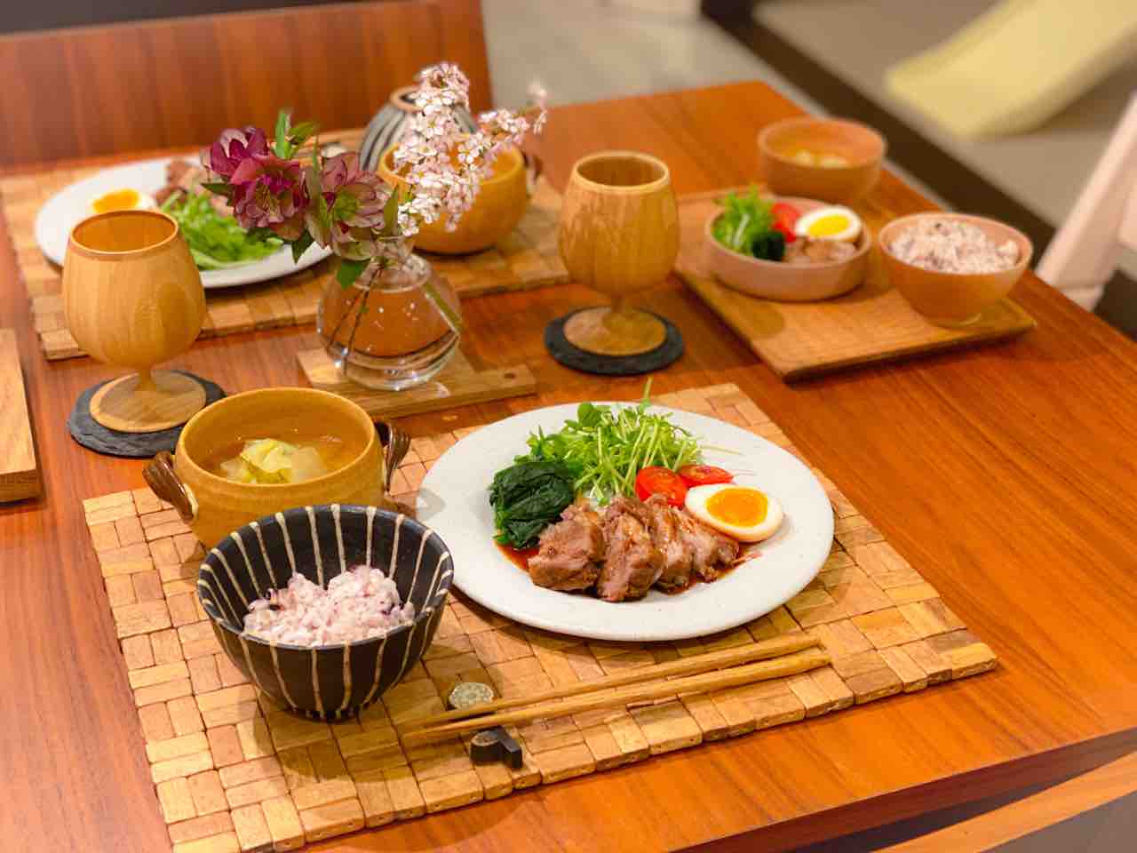 圧力鍋でホロホロジューシー!「煮豚」の基本レシピ&アレンジ3選