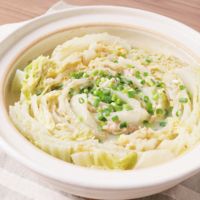 ほんだしで簡単!白菜と豚バラ肉のミルフィーユ鍋レシピ。コクのある味わいに - macaroni