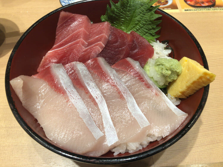 おゆき鳥の巣雑記ブログ 東京 昼間の豊洲市場はこんな感じ☆海鮮丼ランチを食す！＆施設見学 お出かけおゆき鳥の巣