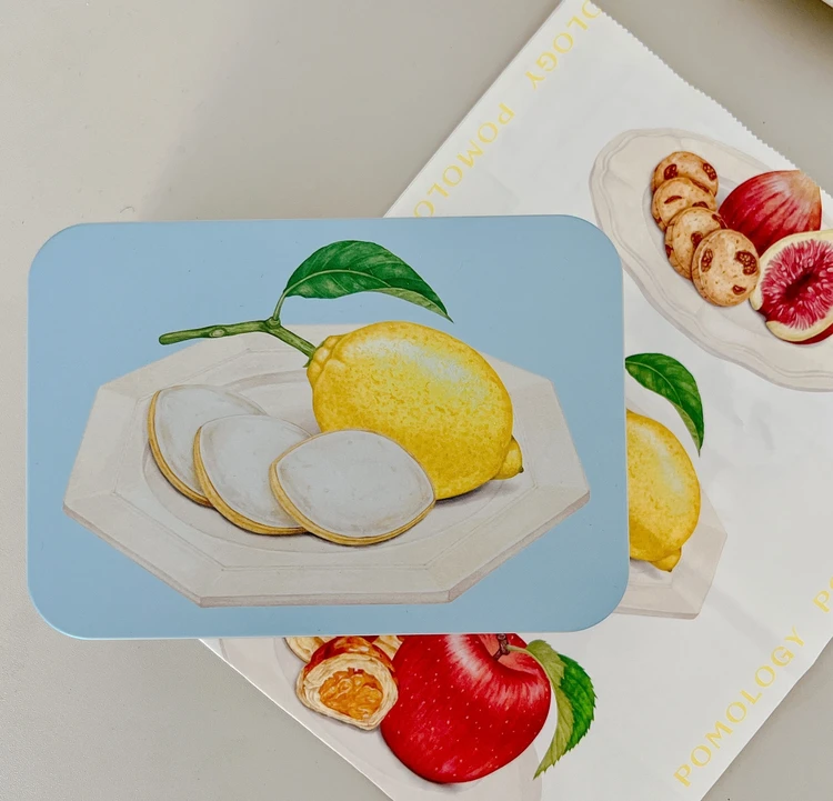 贈り物にも♡ POMOLOGY ポモロジー のクッキーボックスLEE