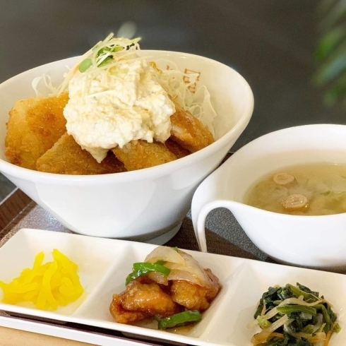 6月20日 金 本日の日替りは“メンチカツ丼”です！ 新居浜の丼専門店ドン☆ぶり屋 一宮店のニュースまいぷれ 新居浜市