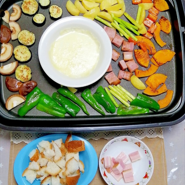 みんなでわいわい♪ ホットプレートフォンデュ