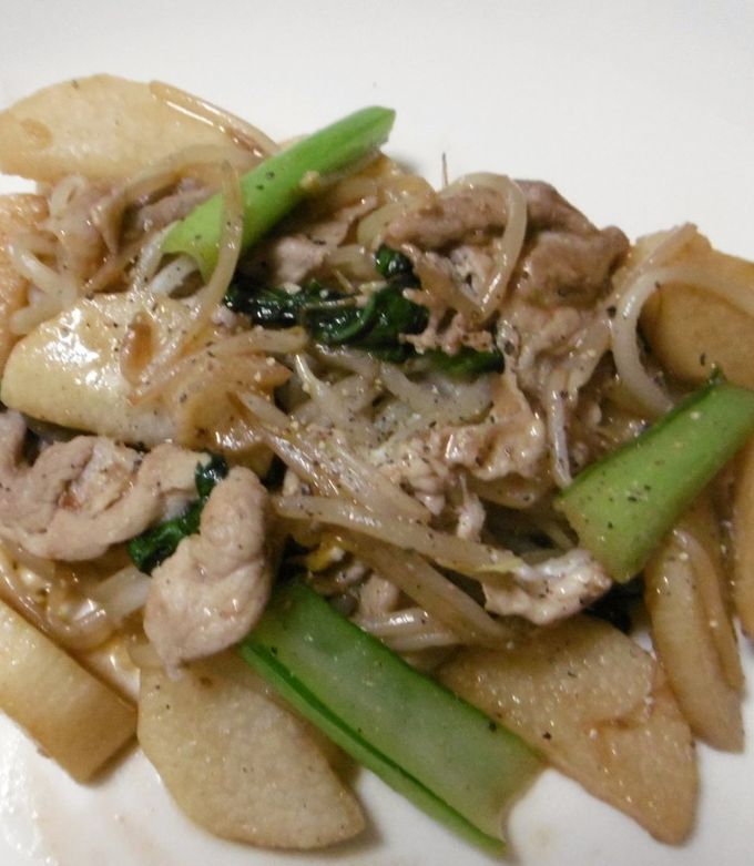 オイスターソースがいい感じ♡長芋と豚肉の中華風炒め