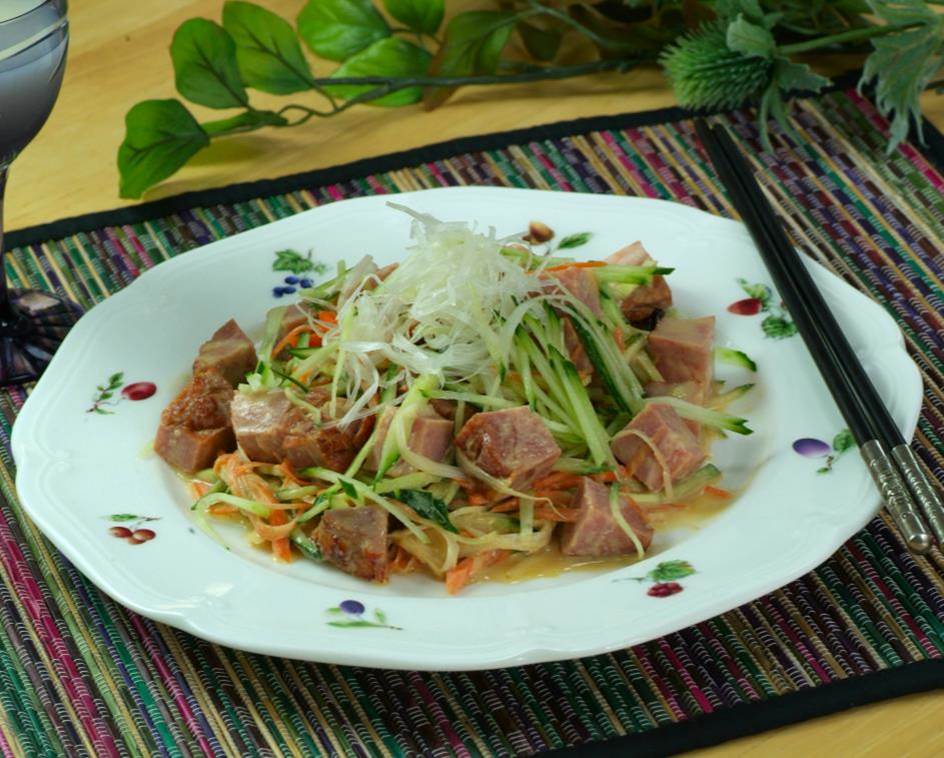 チンゲン菜と焼豚と卵の塩炒め