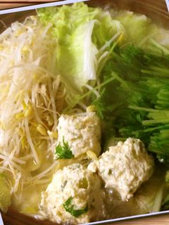 あごだしもつ鍋