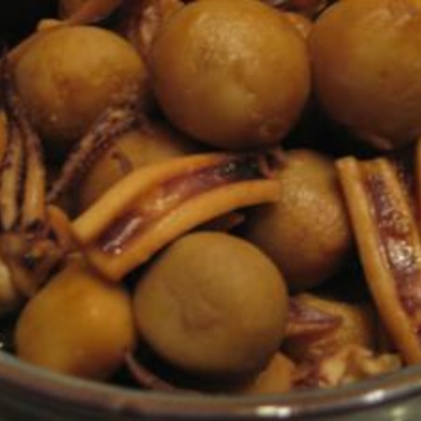 料理メモ 冷凍里芋とイカの煮物：朝日新聞