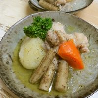 コンソメなしで作る！ 野菜たっぷりのポトフ