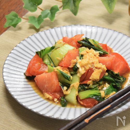 チンゲン菜と卵のオイスターソース炒めいい味、いい笑顔 コーミ株式会社