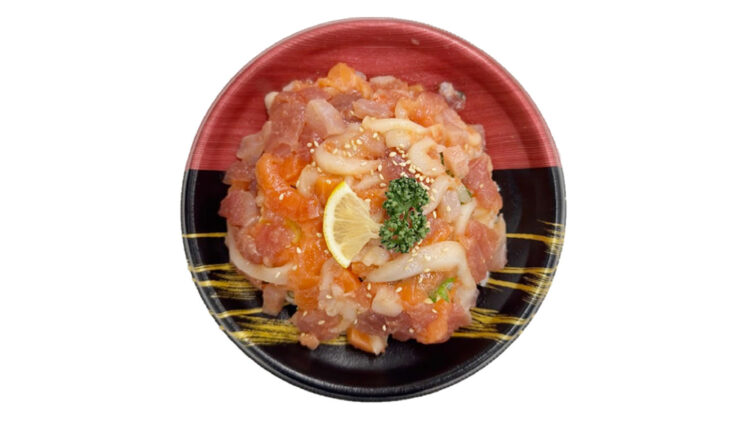 サーモンとホタテの漬け丼のレシピ 作り方：白ごはん.com