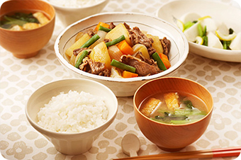 相性抜群！あさりご飯に合う献立 主菜・副菜・汁物 メニュー5選 - macaroni