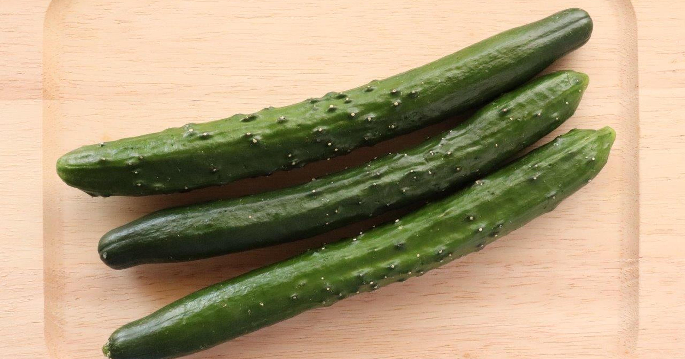 しわしわきゅうりを復活させる方法。SNSに「今まで泣く泣く捨ててた」「これはやるしかない」の声 - macaroni