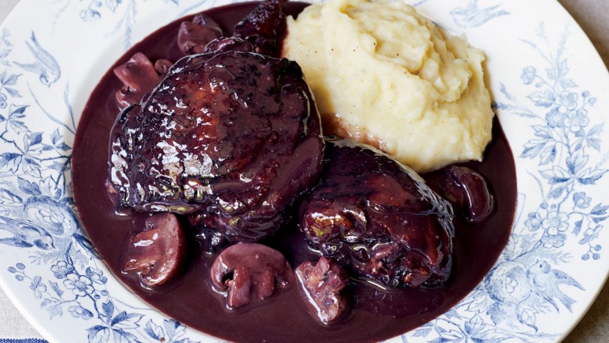 鶏ムネ肉のロースト・赤ワイン煮込みあいコープのレシピ集