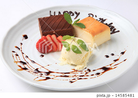 Komachigram Vol.5 皿盛りの美しいデザート“アシェット・デセール”の専門店「dessert salon ete デセールサロンエテ 」 &Komachi