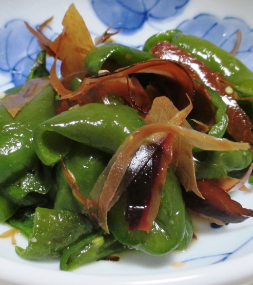 「ピーマンはこの味付けが一番ウマい！」ご飯が進む！ピーマンとちくわのおかか炒め レシピ・作り方Tasty