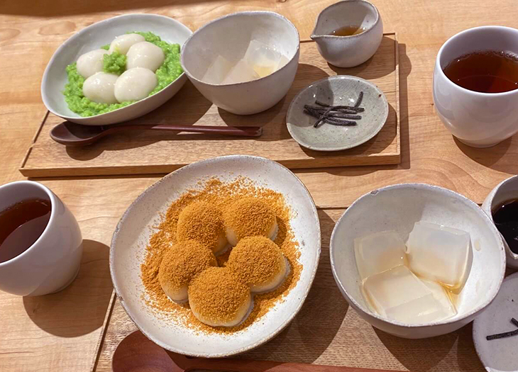 浅草のインスタ映えする食べ歩きグルメ・スイーツ10選！仲見世通りで楽しむかわいいカフェや写真映えの撮影コツも紹介浅草着物レンタル花乃和服