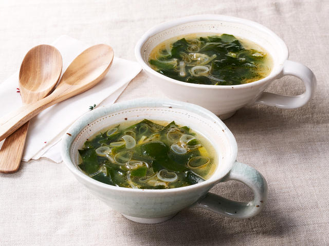 秒速 ジューシーサムギョプサルの献立 主食：キムチチゲ風韓国スープ飯、副菜：うま辛もやしナムル 献立・メニュー 味の素パーク たべる楽しさを、もっと