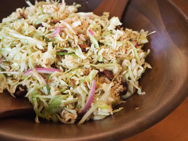 レタスたっぷりサラダラーメン