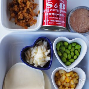 包んで焼くだけで旨すぎる😋 「パリパリチーズポテト餃子」2人前・餃子の皮 14枚 ・市販のポテトサラダ 1袋 110g・ベビーチーズ2個 ・粗挽き黒胡椒 適量 📹YouTubeレシピ動画配信中📹 ￣￣￣￣￣￣￣￣￣￣￣￣￣￣￣￣ 細かい作り方やポイントは YouTubeに