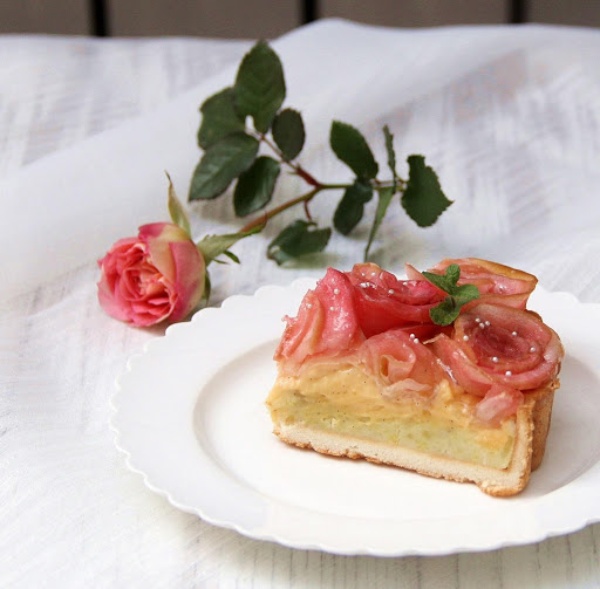 簡単！ リンゴの薔薇🌹カラメルケーキapple rose caramel cake