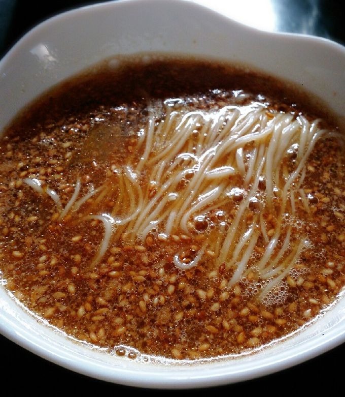 たった1分でめんつゆ超える超即席つゆが作れます!最高に美味しい『冷やしそうめん』の作り方 - だれウマ