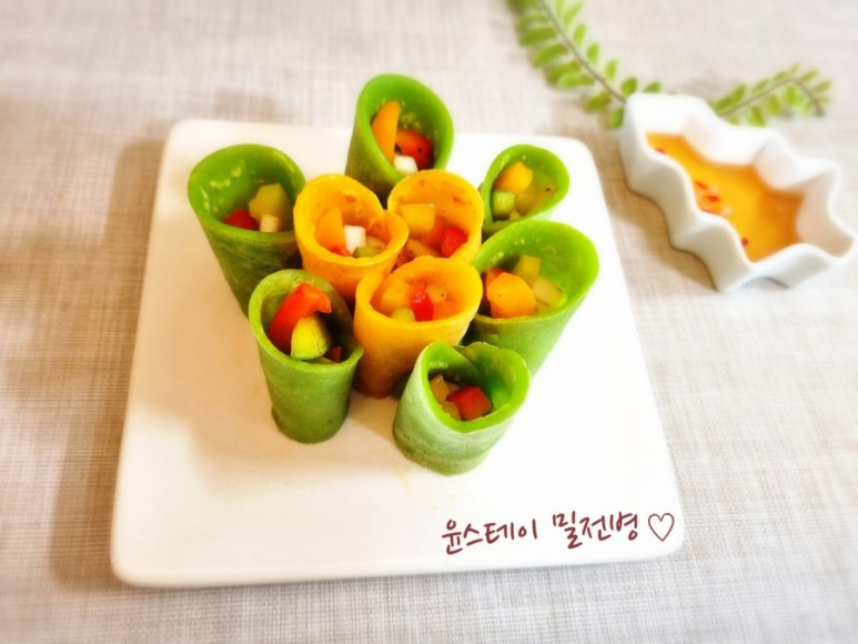 あの韓国屋台で食べる味をお家で再現！人気番組『ユンステイ』で作られていた「タッカンジョン」のレシピをご紹介。Woori Korea