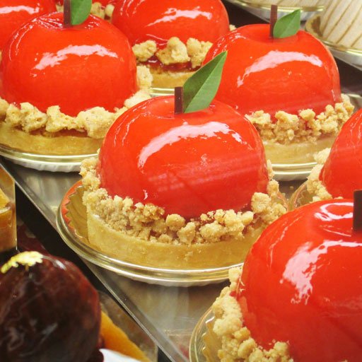 リンゴのチョコレート型でバレンタインの簡単手作りチョコレートを