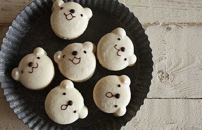 表情豊かな3つのカラフルなマカロンがかわいいイラスト素材透過、PNGフリー画像ダウンロード - Pngtree