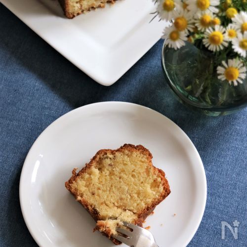 メープルシロップ入りのパウンドケーキパウンド・パウンド