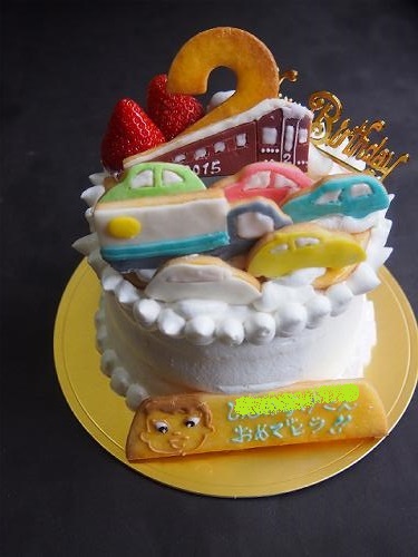 ※追記あり チョコ好きの子に 簡単！！チョコバナナの機関車ケーキ＊3歳の誕生日ケーキ