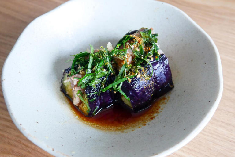 リュウジ『肉汁吸ったなすが主役！ここ数年で一番のなす料理』 ふんわり＆しっとり♡ビジュも美しいの♡<!-- -->ニフティニュース