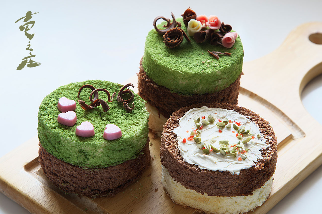 超ド派手なケーキが自分で作れる!? 市販のお菓子で作る「クリスマスケーキ」レシピ - dressing ドレッシング