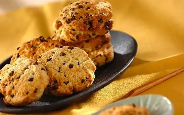 ホットケーキミックスで作る！チョコバナナスコーンクラシル