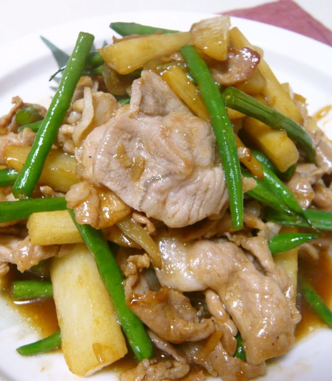 李錦記オイスターソースで, 「長芋と豚肉のオイスターソース炒め」, 長芋は焼いてもほっくり美味しい😋,旨みたっぷりの李錦記オイスターソースで炒めると冷めても美味しいから, お弁当にも良いよ🍱, 李錦記シリーズは間違いないよね🤗,味はもちろん良いしラミチューブ入り, なのも好きなのよね, @leekumkee.jp ,李錦記リキンキオイスターソース簡単レシピ今日のご飯