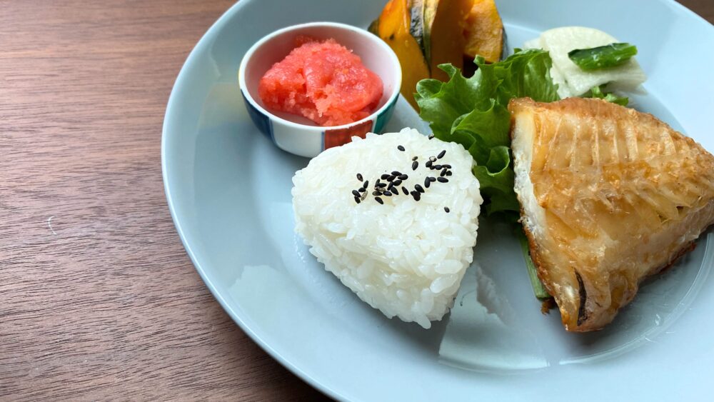 ワンプレートで楽しむ、充実の朝ごはんLIVING MOTIF家具・インテリアセレクトショップ