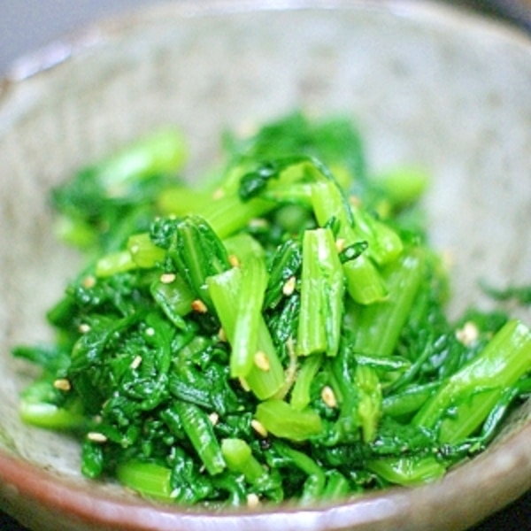 醤油洗いで１ランクアップ！ごま油香る春菊のおひたし