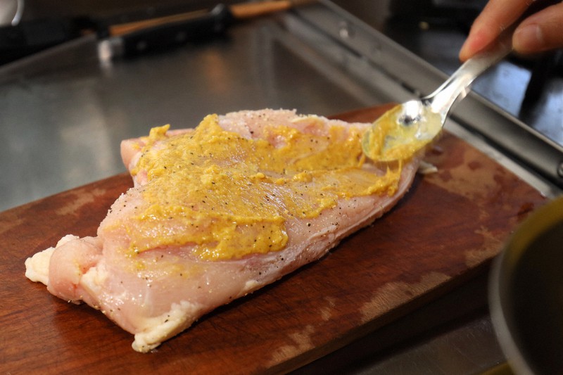 タサン志麻さん 鶏むね肉の最高な食べ方「しっとりだし鶏ハム」