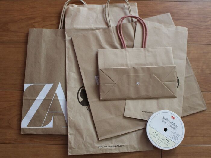 ダイソー「窓付きクラフト紙袋M」