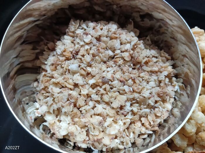 業務スーパー「そばの実フレーク」お湯を加えて5分で完成、風味良く食べ応えあり！ - Yuki's Small Kitchen